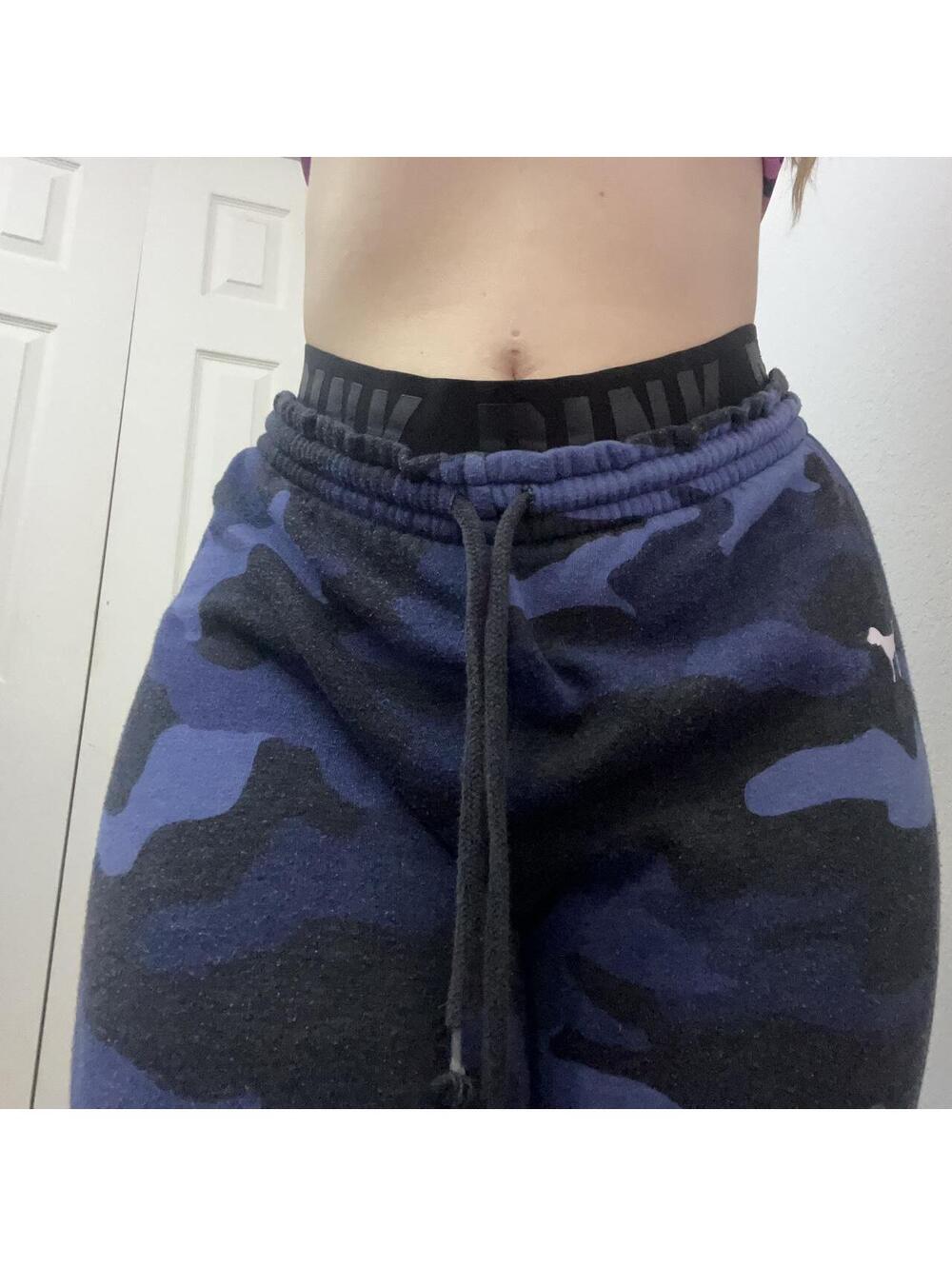 VS pink sweatpants